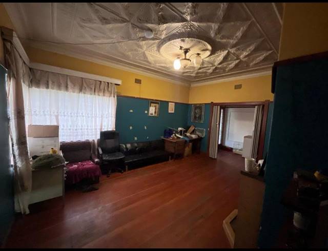 6 BEDROOM HOUSE FOR SALE IN WYCHWOOD